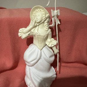 Vintage Avon Little Bo Peep Sweet Honesty 2 fl. oz Cologne #21637